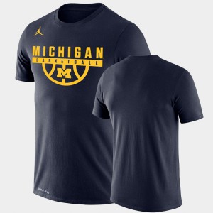 Performance Basketball Mens Michigan T-Shirt Navy Drop Legend 256898-321