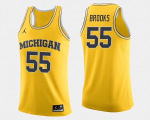 Maize Mens #55 College Basketball Eli Brooks Michigan Jersey 126910-999