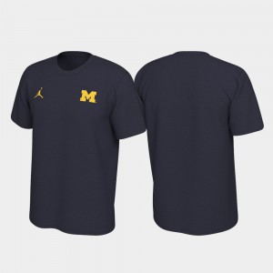 Legend Navy Michigan T-Shirt Men Left Chest Logo 534153-582